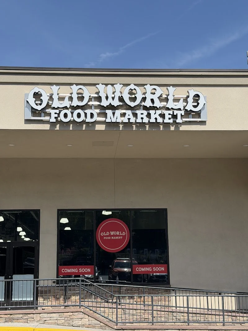 Building Signs in New Jersey and New York: A Guide to Custom Commercial Signage