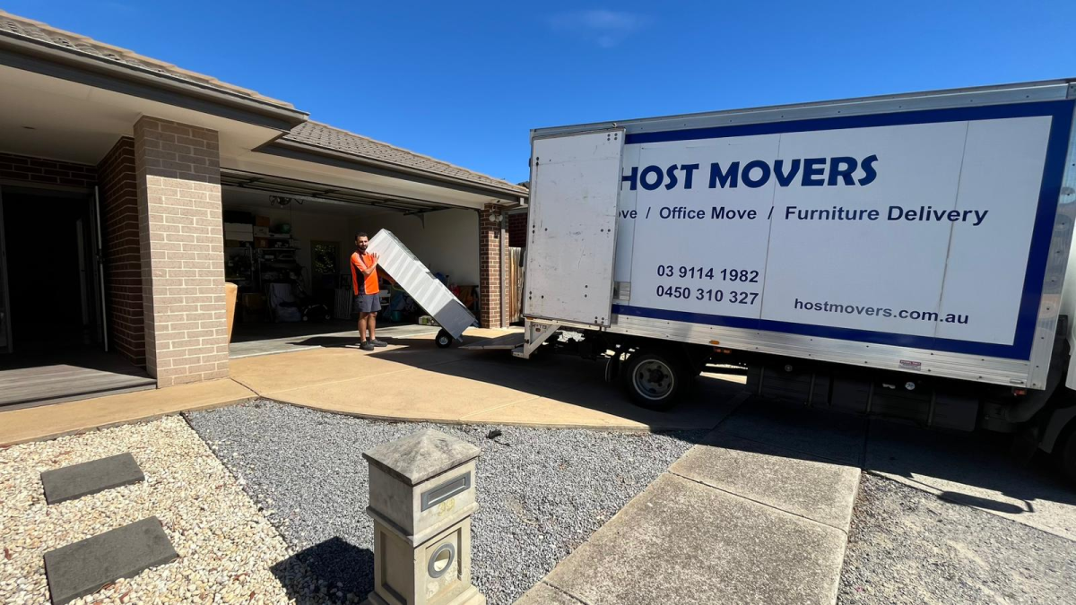 Local Removalists Williamstown: Making Your Local Move More Convenient