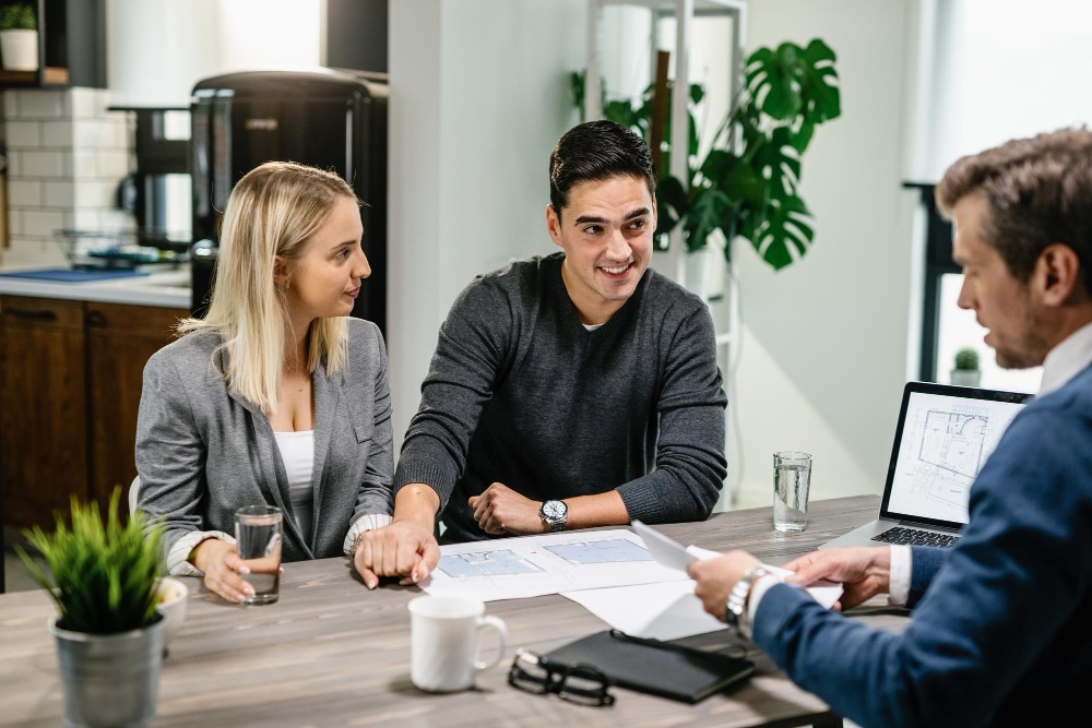 How Mortgage Brokers Castle Hill Can Help You From Pre-Approval to Settlement