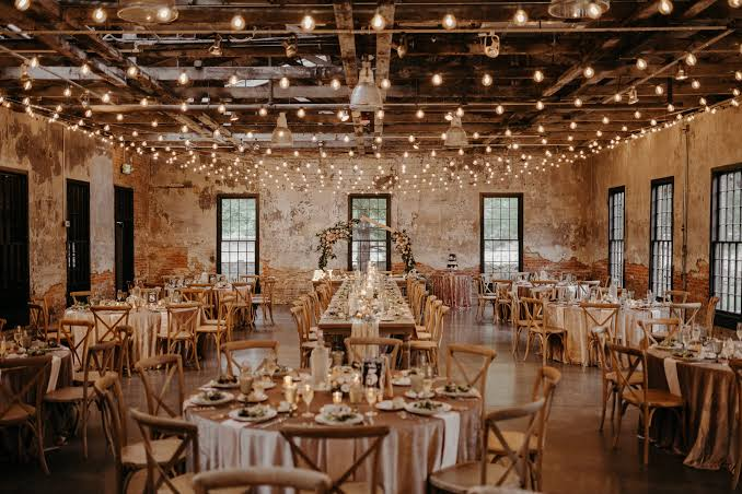 10 Things to Consider When Choosing a Wedding Venue Space