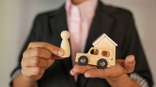 The Pros and Cons of Pawning Your Car: Is It the Right Financial Solution for You?
