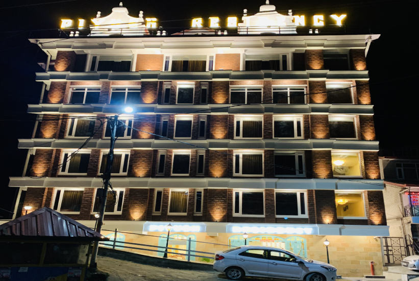 Experience Comfort and Nature at a Family Hotel in Narkanda