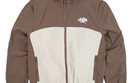 Syna World Jacket A Stylish Blend of Streetwear, Comfort, and Contemporary Design