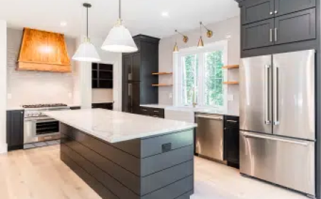 Kitchen Cabinet Makers: Custom Designs for Homes