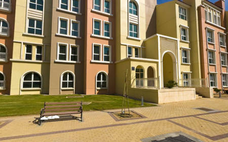 XXL 2 Bedroom Apartments in Contemporary Cluster: Spacious Family Living in Discovery Gardens