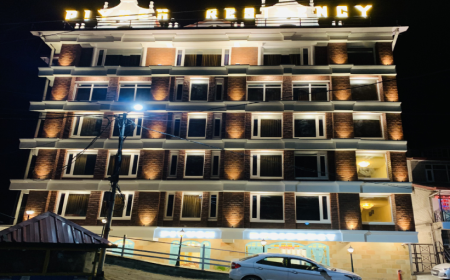Experience Comfort and Nature at a Family Hotel in Narkanda