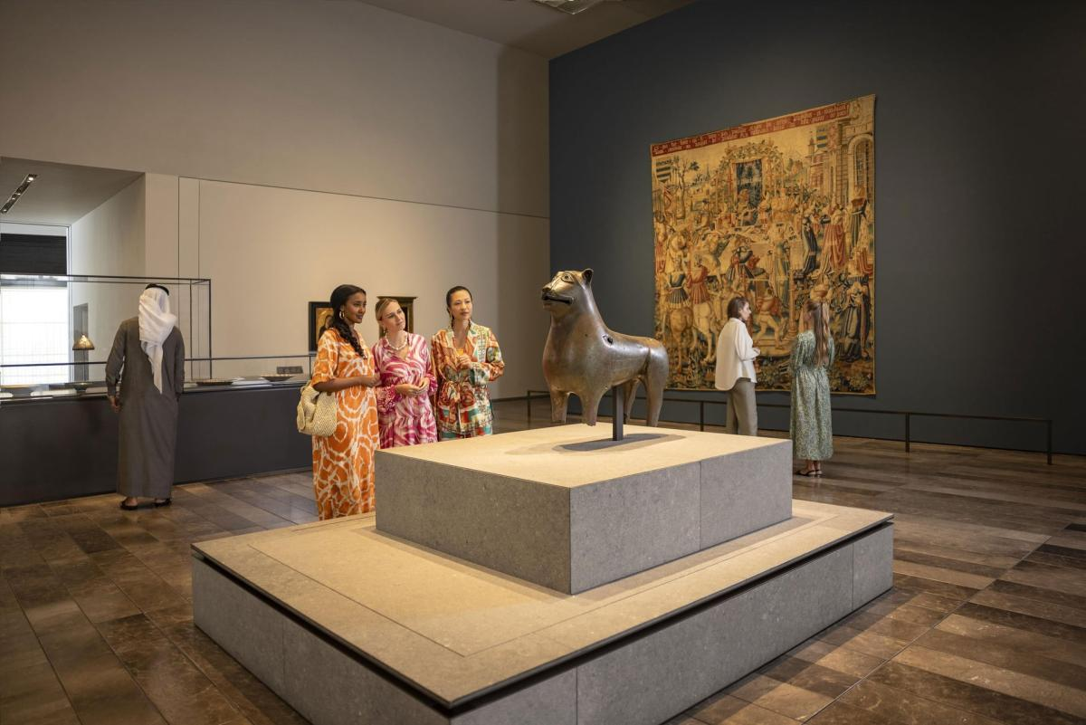 Louvre Abu Dhabi Visitor Guide: Exhibitions, Architecture, Tickets, Opening Hours and Visitor Information