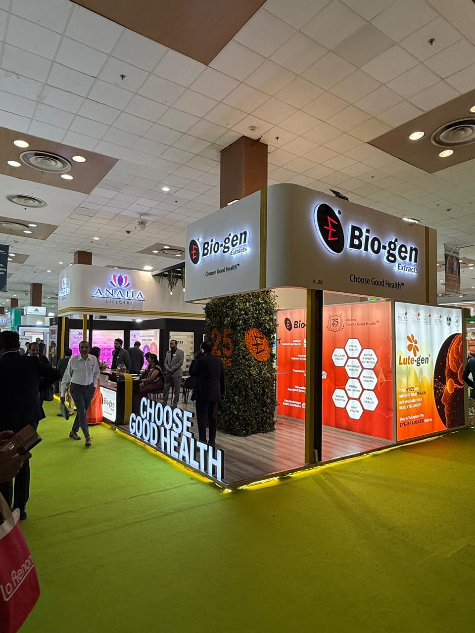 How to Choose an Exhibition Stand Contractor Without Getting Burned on Quality or Price