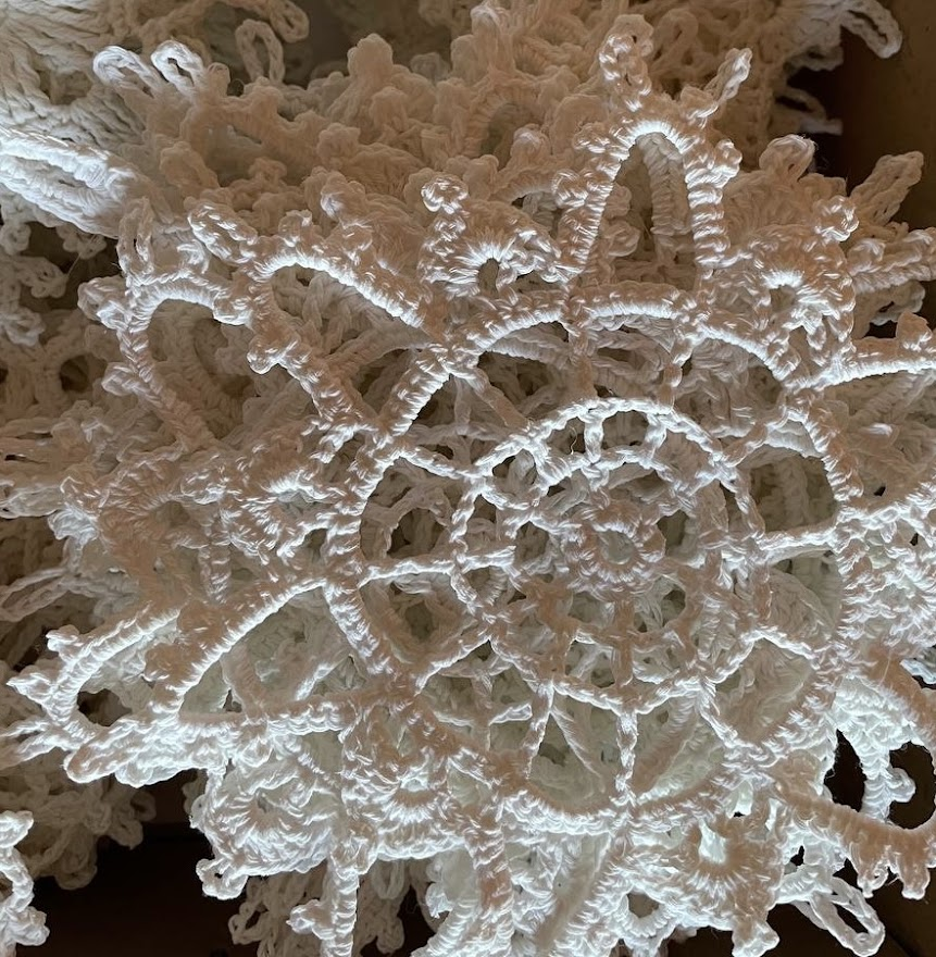Small Handmade Touches for a Warmer Christmas Home