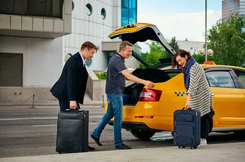 Stowe VT Taxi Service: What to Know Before Booking a Local Ride