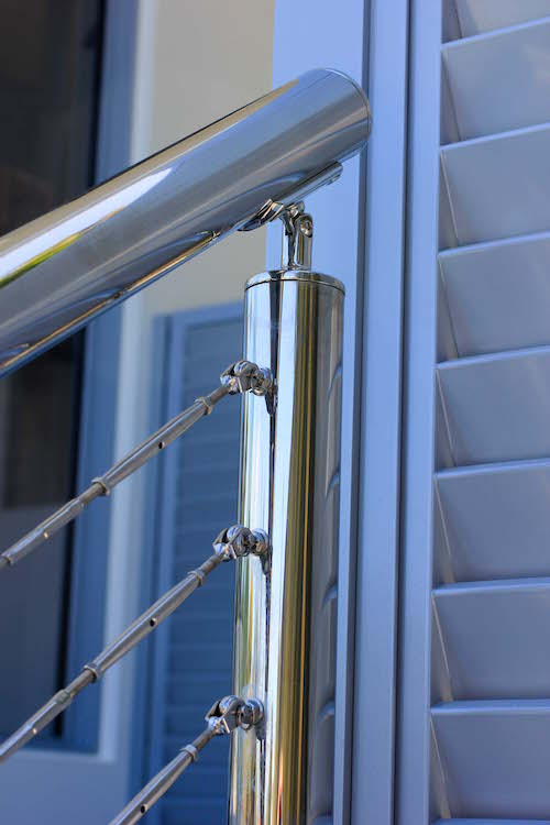 Stainless Steel Posts: Benefits, Applications, and Tips for Choosing the Right Products
