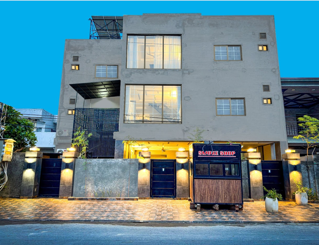 Modern Boys Hostel in Lahore for Freelancers and Office Workers