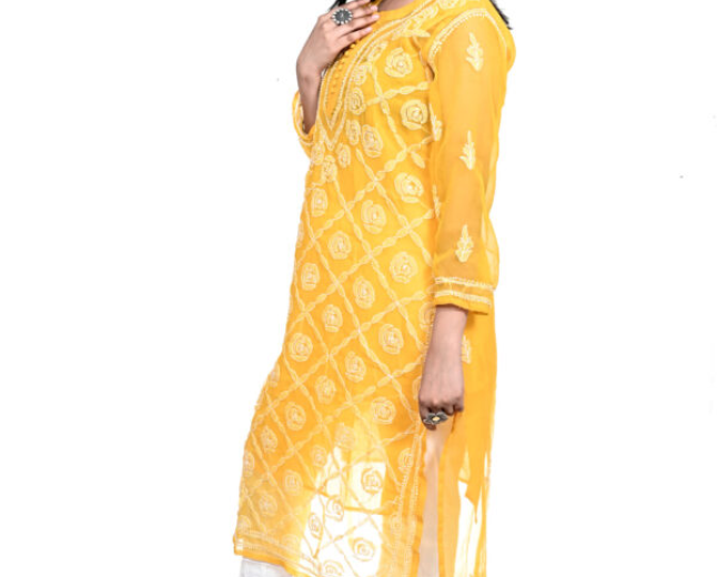 The Elegant Appeal of a Hand Embroidered Lucknowi Georgette Kurti