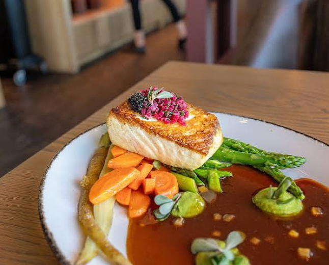 Find a Flavorful Restaurant Near Me for Your Next Meal